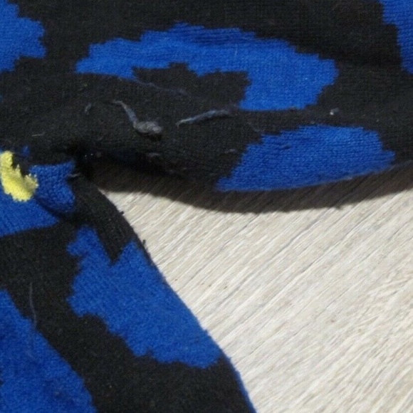 Forever 21 Animal Print Sweater w/ Sequin Details sz S - Picture 3 of 4